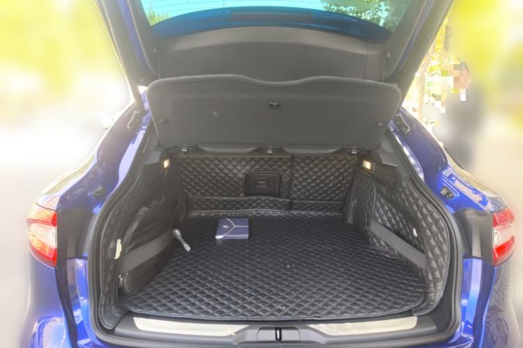 Used Maserati Levante 2019 3.0T Standard Version China VI Trunk