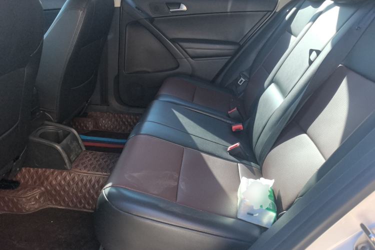 Used Volkswagen Tiguan L 2015 1.8TSI Automatic Two-Wheel Drive Trend Edition