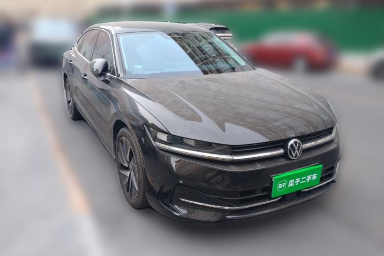 Used Volkswagen Magotan 2024 380TSI DSG Prestige Edition DaMai Package Front Right 45 Deg