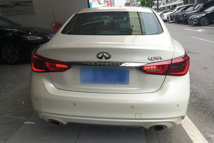 Used Infiniti Q50L 2018 2.0T Enjoyment Version China VI Standard Rear