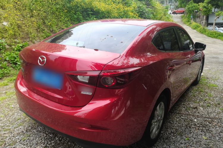 Used Mazda 3 Axela 2014 Sedan 1.5L Manual Comfort Model Rear Right 45 Deg