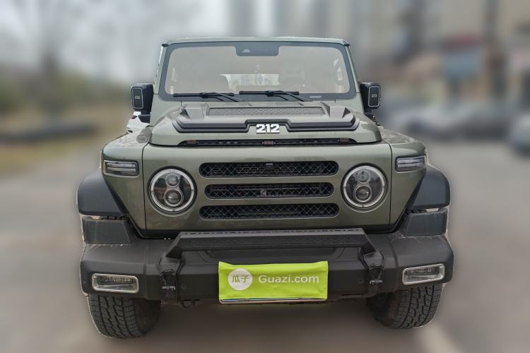 Used 212 T01 2024 2.0T Explorer
