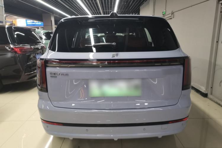 Used JETOUR Shanhai L7 Plus 2025 Model 220km Flagship 7-seater Rear