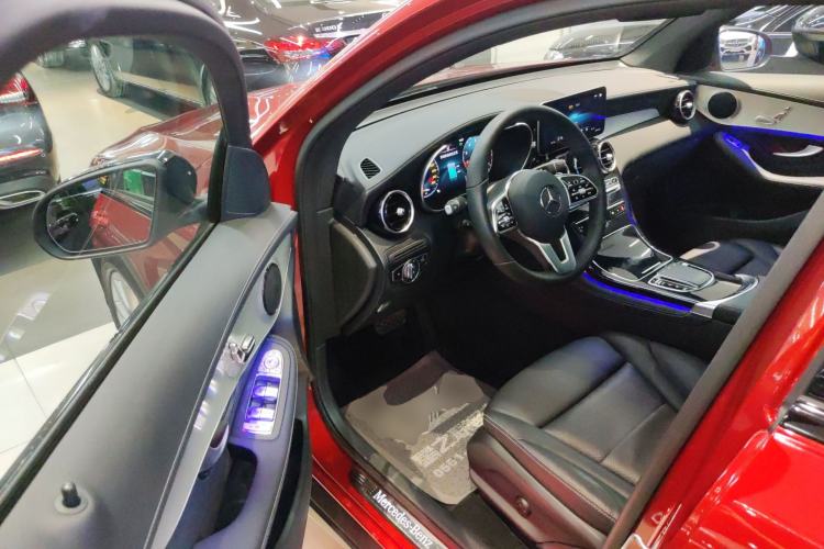 Used Mercedes-Benz GLC Coupe 2020 GLC 260 4MATIC Coupe SUV Driver Seat