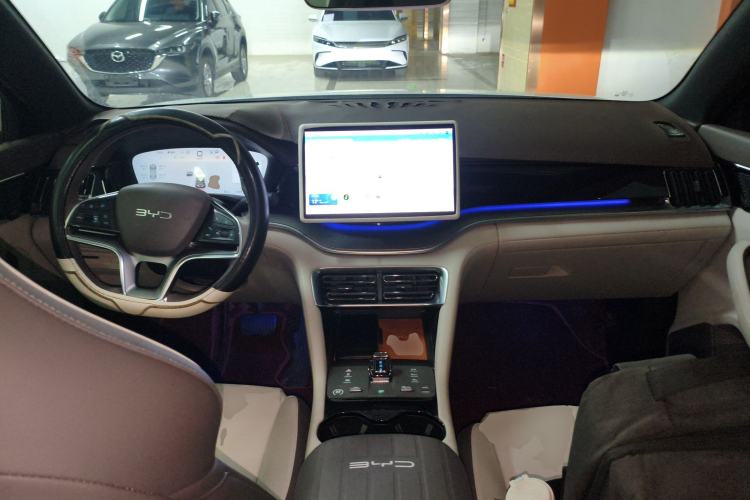 Used BYD Song PLUS New Energy 2025 EV 520km Premium Version
