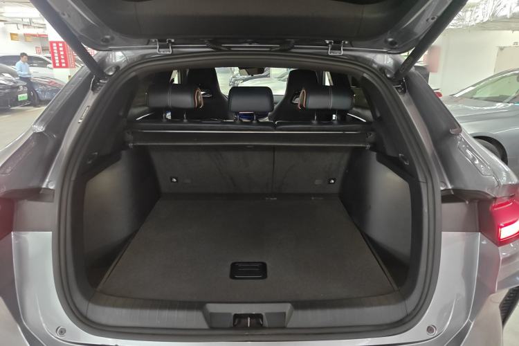 Used BYD Song PLUS New Energy 2023 Champion Edition DM-i 110KM Flagship PLUS Trunk