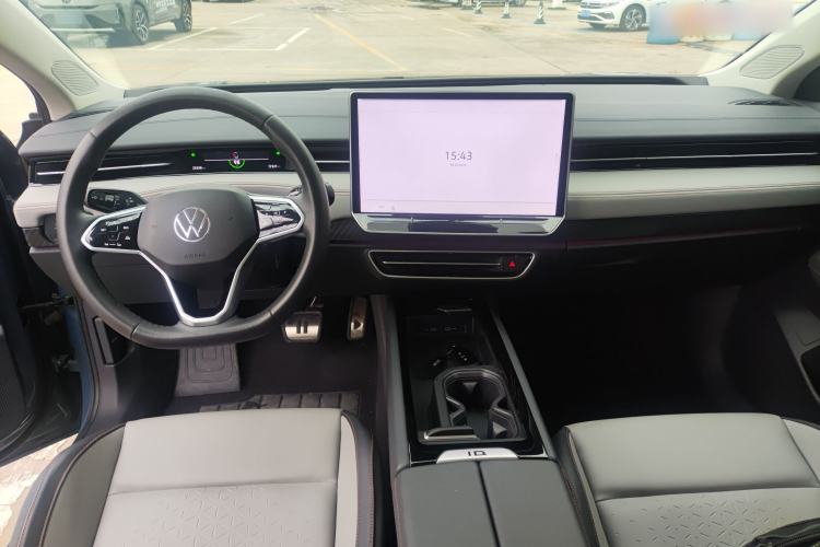 Used Volkswagen ID.7 VIZZION 2024 AIR model Center Console