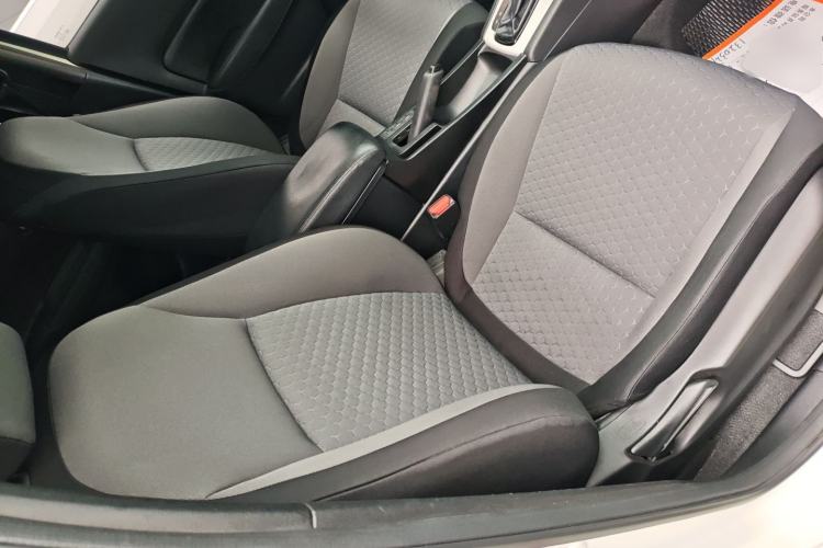 Used Honda Fit 2021 1.5L CVT Trendy Edition Right Front Seat