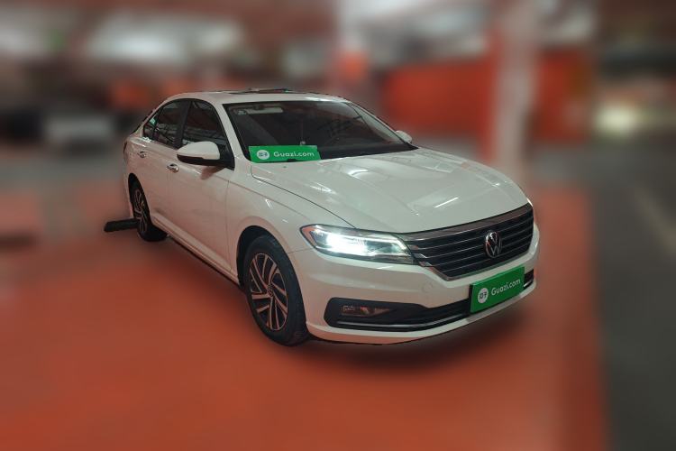 Used Volkswagen Lavida 2022 1.5L Automatic Vision Edition Front Right 45 Deg