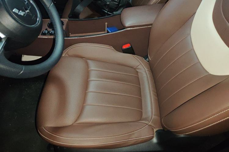 Used Wuling Bingo 2023 333 km Lingxi Connected Version Left Front Seat