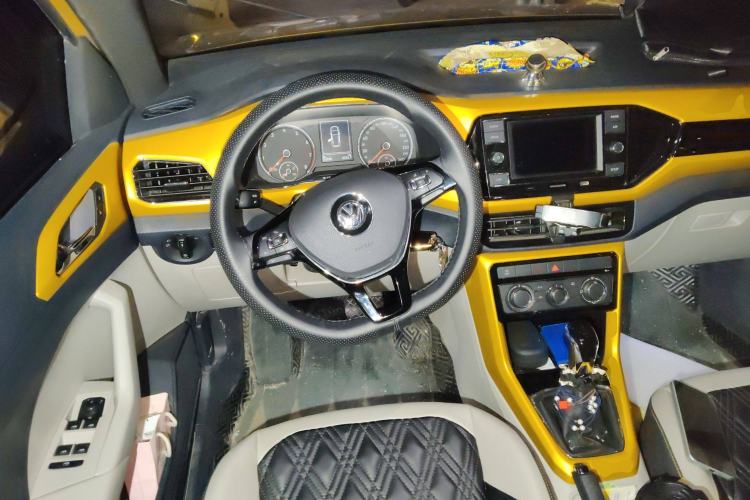 Used Volkswagen T-Cross 2019 1.5L Automatic Comfort Edition Steering Wheel