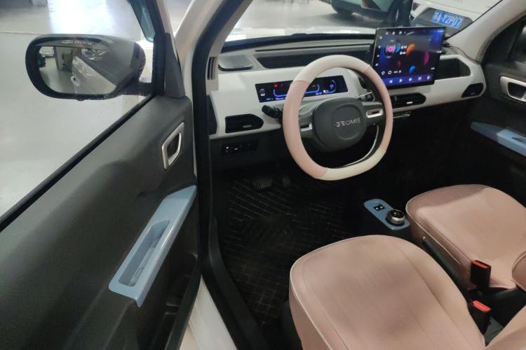 Used Geely Galaxy Panda 2024 Facelifted Panda Mini 200km Dragon Edition