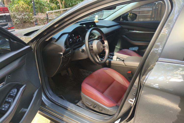 Used Mazda Mazda 3 Axela 2023 2.0L Automatic ZhiZhen Edition