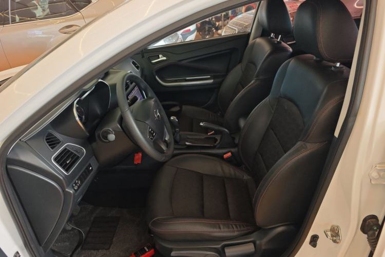 Used Haima Fumei 2017 1.6L Manual Luxury Model
