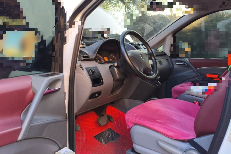 Used Mercedes-Benz Vito 2010 2.5L Elite Edition Driver Seat