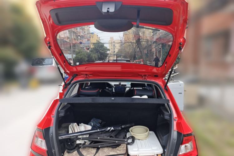 Used Skoda Fabia 2017 1.4L Automatic Car Enjoy Edition
