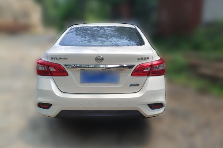 Used Nissan Sylphy 2019 1.6XV CVT Smart Connect Luxury Edition China VI Standard Rear