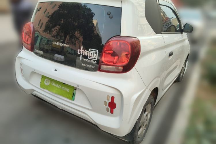 Used Roewe Clever 2021 302 km New Four-Seater Super-Efficient Version