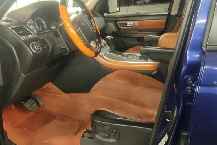 Used Land Rover Range Sport 2010 5.0 SC V8 HSE Left Front Seat