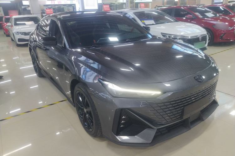 Used CHANGAN UNI-V 2023 1.5T Premium Model
