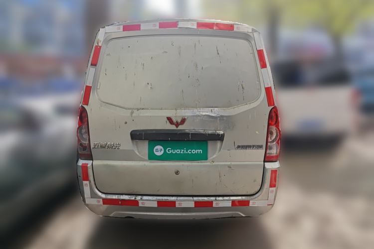 Used Wuling Rongguang  Rear