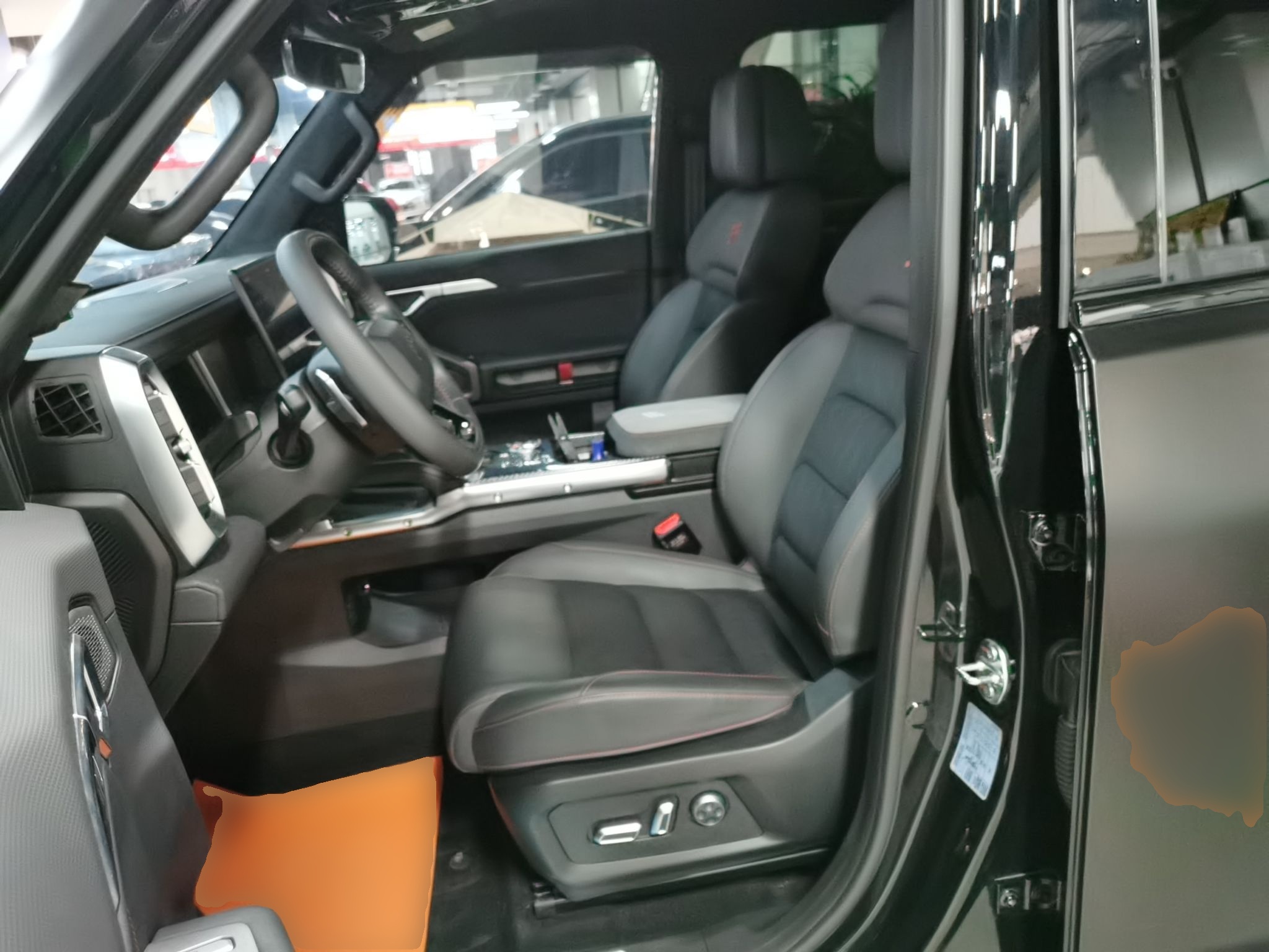 المقاعد الأمامية داخل السيارة