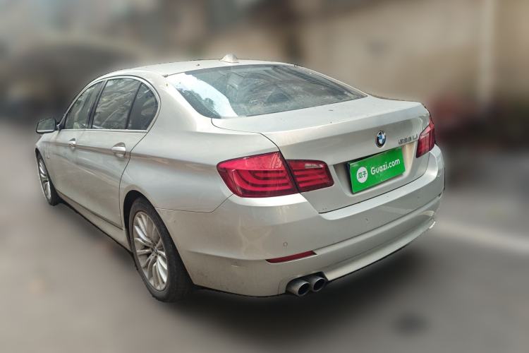 Used BMW 5 Series 2011 528Li Leading Model
