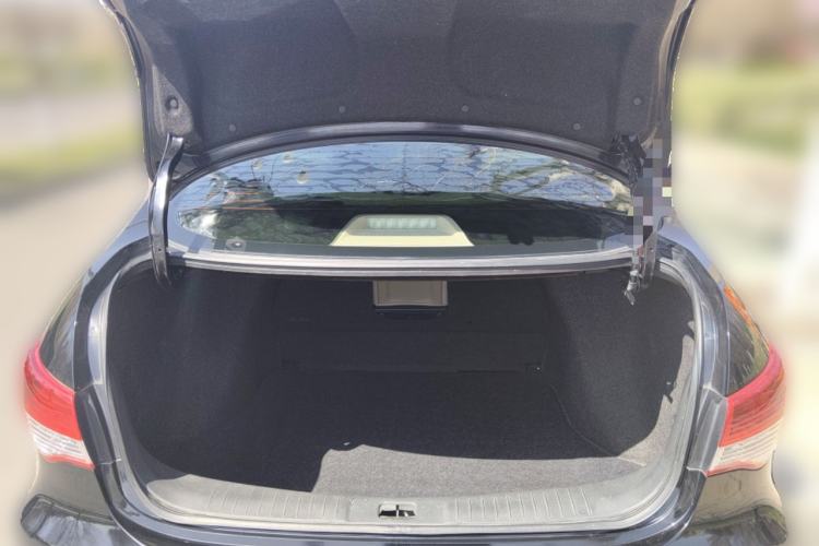 Used Nissan Sylphy 2012 Classic 1.6XE Manual Comfort Edition Trunk