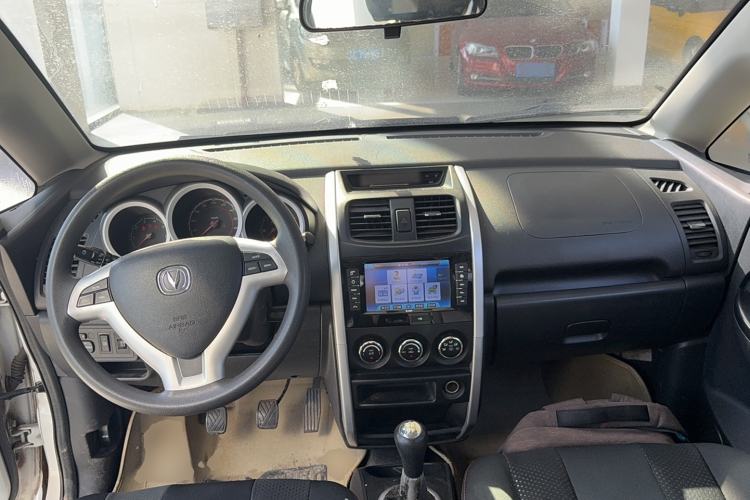 Used Changan CX20 2014 1.4L Manual Sunroof Navigation Version – China IV Standard
