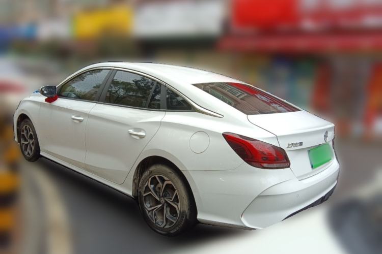 Used MG 5 2023 180 DVVT Manual Luxury Edition
