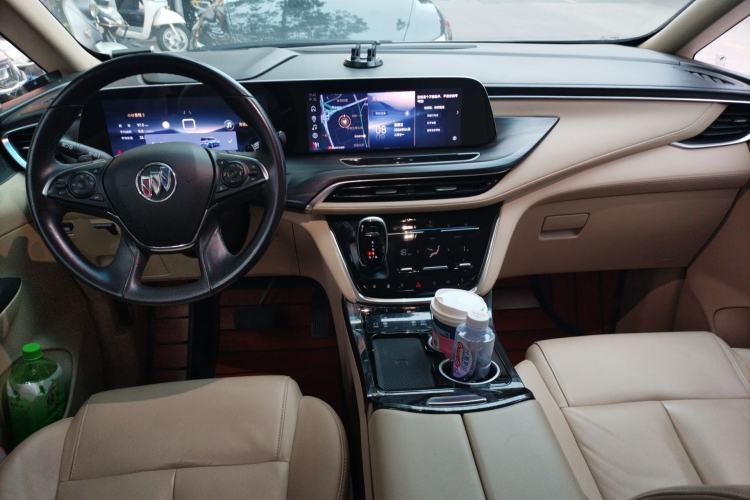 Used Buick GL8 2023 ES Lu Zun Deluxe Model Center Console