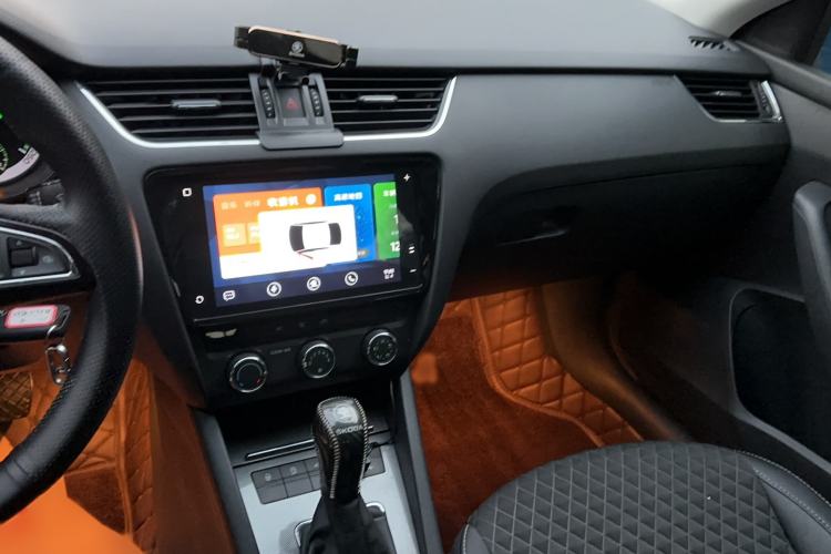 Used Skoda Octavia 2019 TSI280 DSG Luxury Edition Station Wagon China VI Standard
