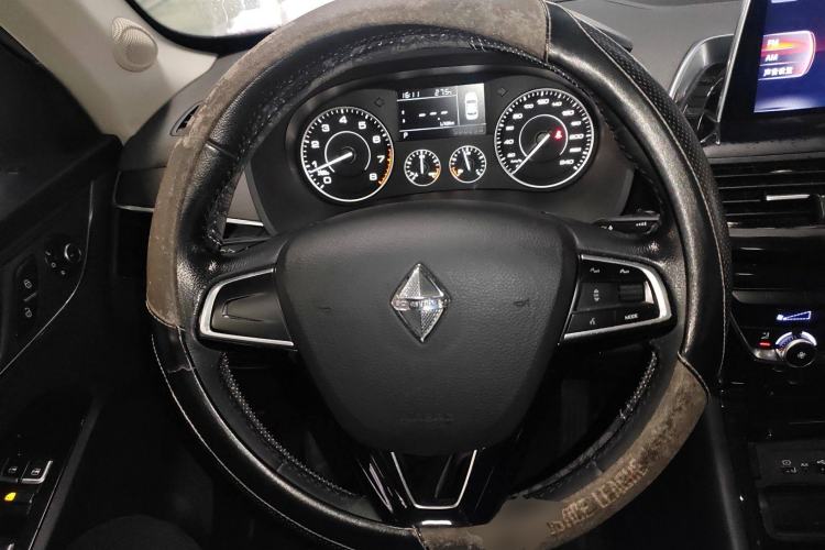 Used BORGWARD BX5 2017 20TGDI Automatic Two-Wheel Drive Pioneer Edition
