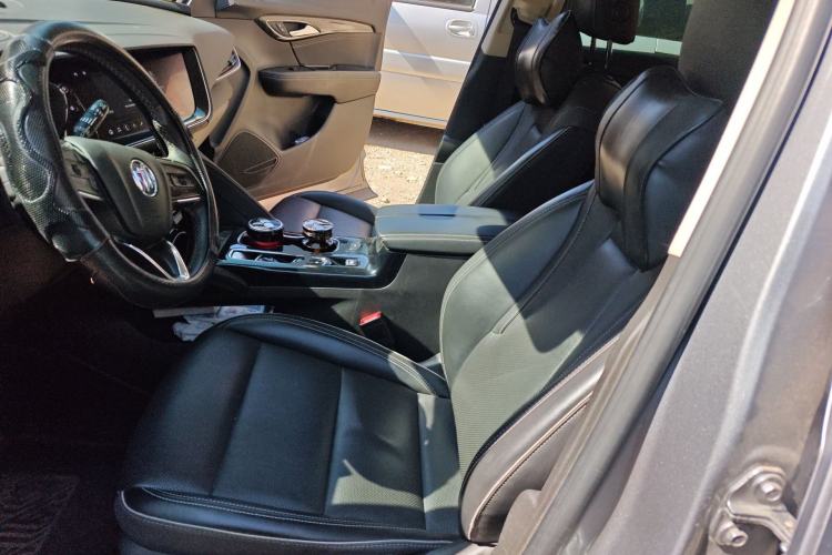 Used Buick Envision 2021 Encore Plus 652T Five-Seat All-Wheel-Drive Luxury Model Left Front Seat