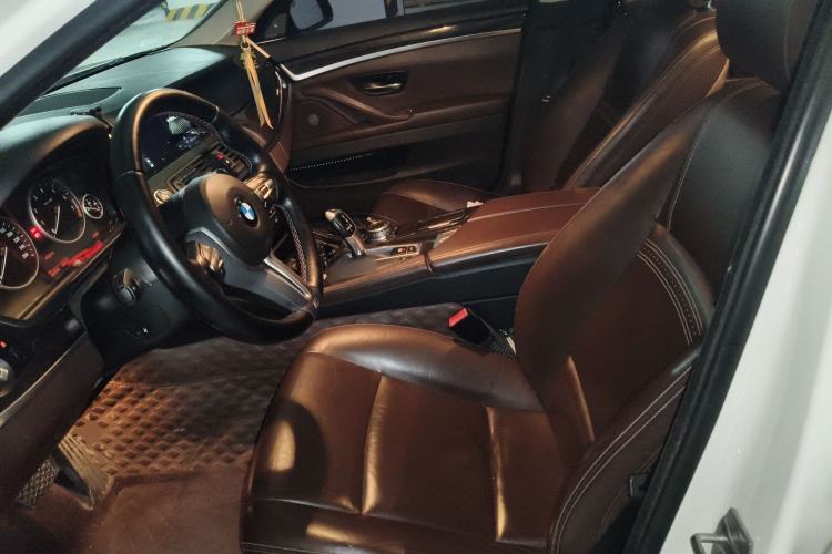 Used BMW 5 Series 2014 525Li Luxury Design Package