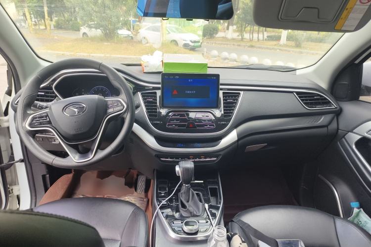 Used Soueast DX7 2019 1.5T Automatic Smart Connect Fashion Edition China VI Standard