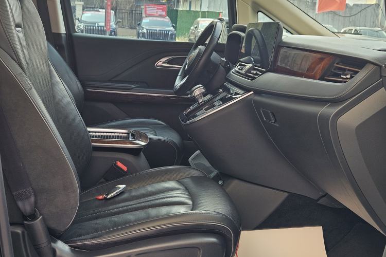 Used Hongqi HQ9 2023 2.0T Smart Connect Flagship Edition