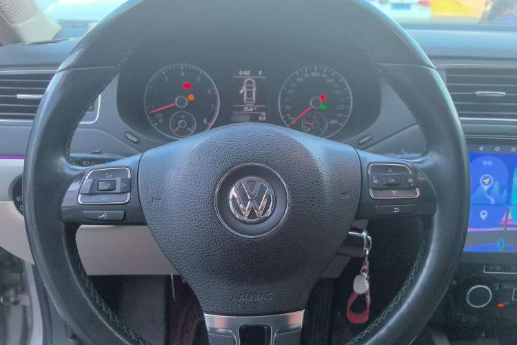 Used Volkswagen Sagitar 2012 1.4TSI Automatic Luxury Edition