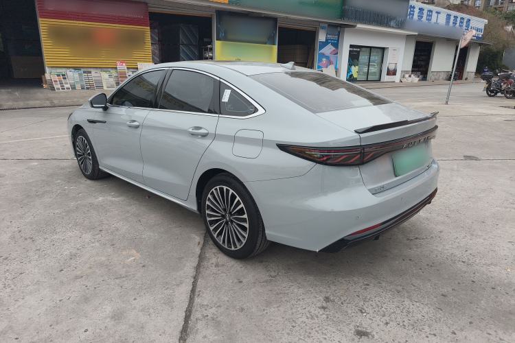 Used Chery Fengyun A8L 2025 1.5 TGDI 145 km Luxury Version