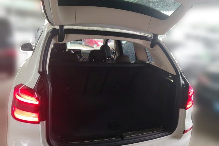 Used BMW X3 2020 xDrive28i Luxury Package Trunk