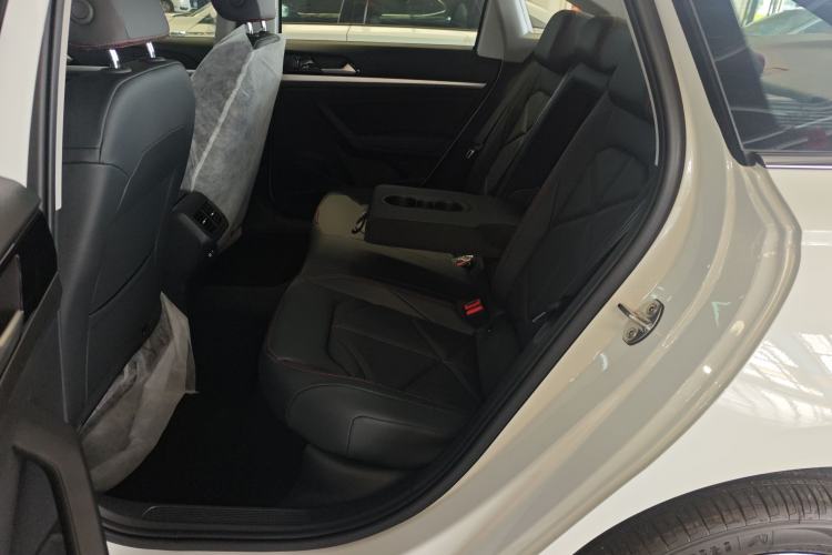 Used Volkswagen Lavida 2024 300TSI DSG Starry Sky Leading Edition