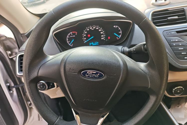 Used Ford Escort 2015 1.5L Automatic Comfort Edition