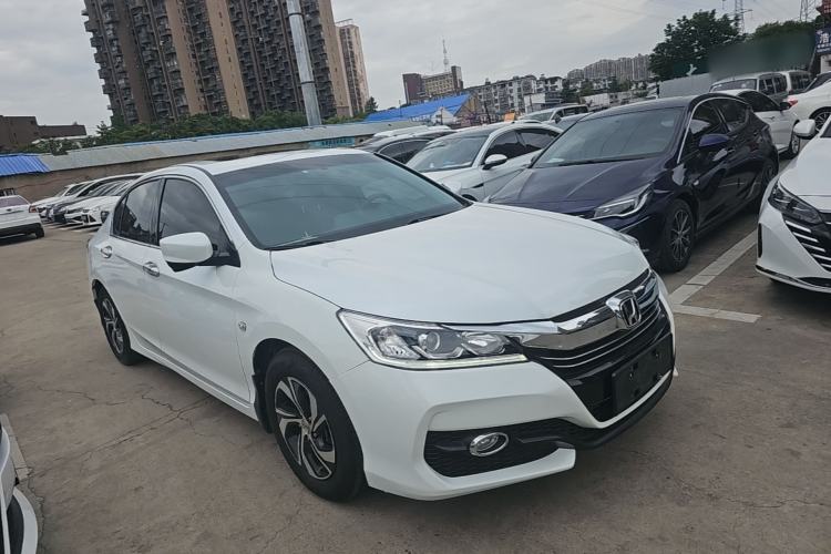 Used Honda Accord 2016 2.0L Comfort Edition
