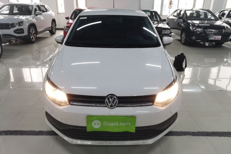 Used Volkswagen Polo 2016 1.4L Manual Fashion Model