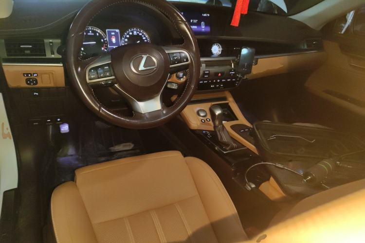 Used Lexus ES 2015 200 Elite Edition