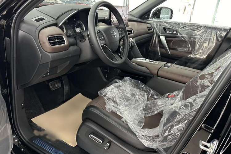 Used Honda UR-V 2024 370TURBO Two-Wheel-Drive Luxury Edition