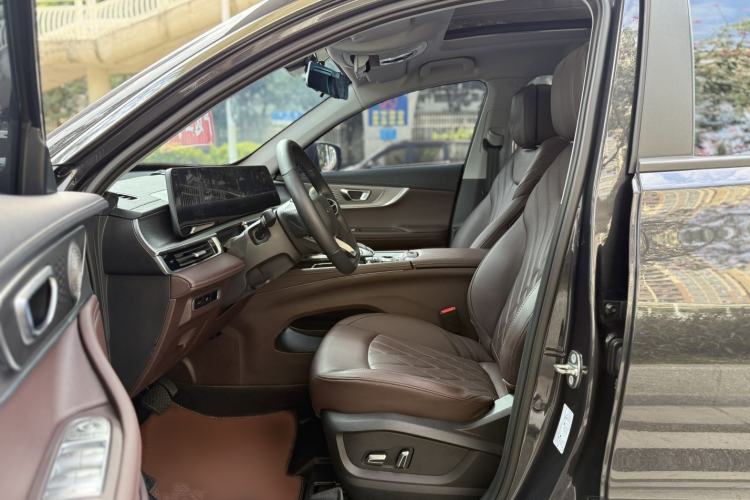 Used Chery Tiggo 8 PLUS 2024 Champion Edition 290TGDI DCT Deluxe Version 5-Seater