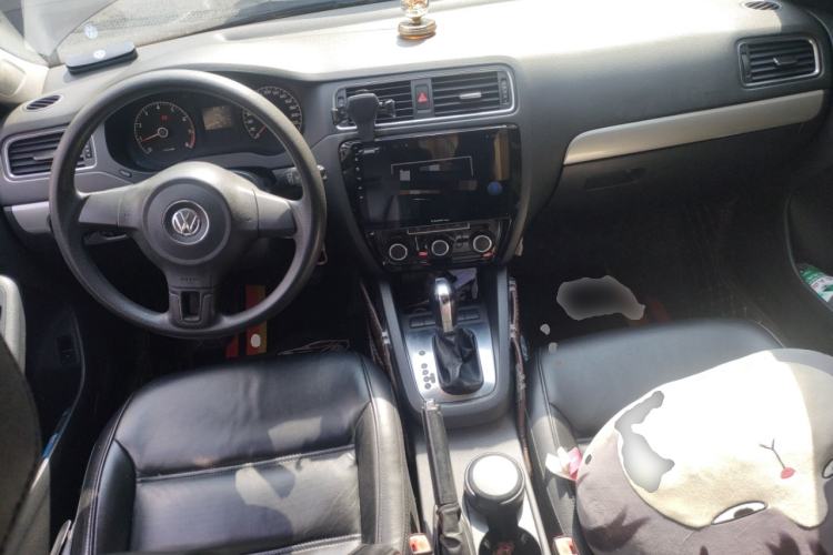 Used Volkswagen Sagitar 2012 1.6L Automatic Comfort Edition
