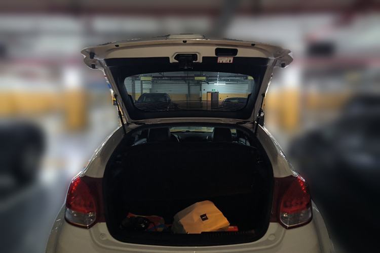 Used Hyundai Veloster 2012 1.6T Automatic Luxury Edition