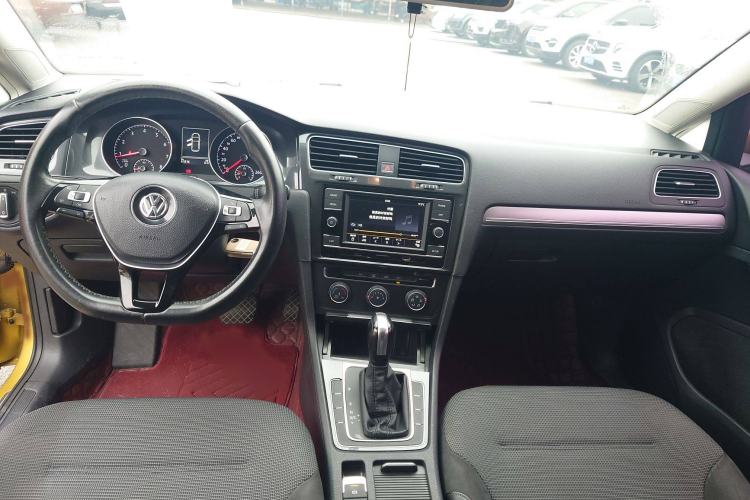 Used Volkswagen Golf 2018 1.6L Automatic Comfort Model
